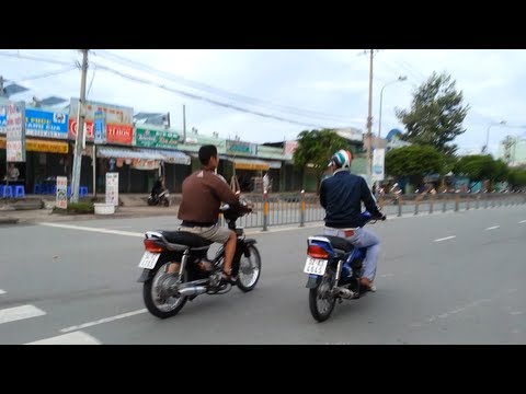 duaxe - Đi Vào Tâm Bão Đua Xe Bình Thạnh - Quận 6 Quái Xế Liên Hiệp Quốc Náo Loạn Sài Thành đêm và rạng sáng 14/9/2013 http://facebook.com/VietNamRacingBoy Đua Xe Qu...