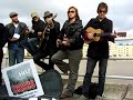 supergrass & carl barat
busking
teenage kicks
at london's south bank
15/11/2006