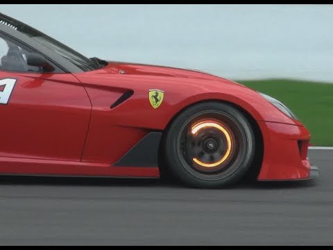 Ferrari 599XX glowing brake disk + downshifts !!!