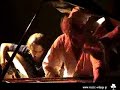 music village 2006 (www.music-village.gr)
duo working on free improvisation projects. antonis anissegos: piano thimios atzakas: oud