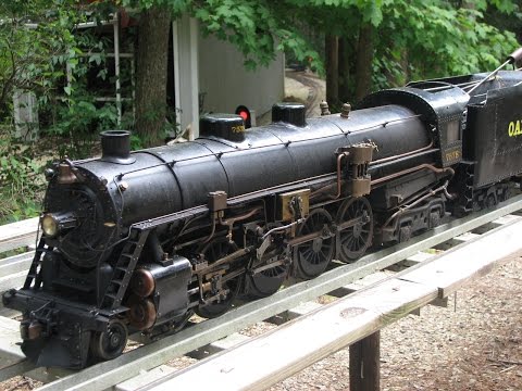 Live steam various locomotives at Cinder Sniffers July 2014