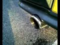 la voiture a jé avec un petit pot