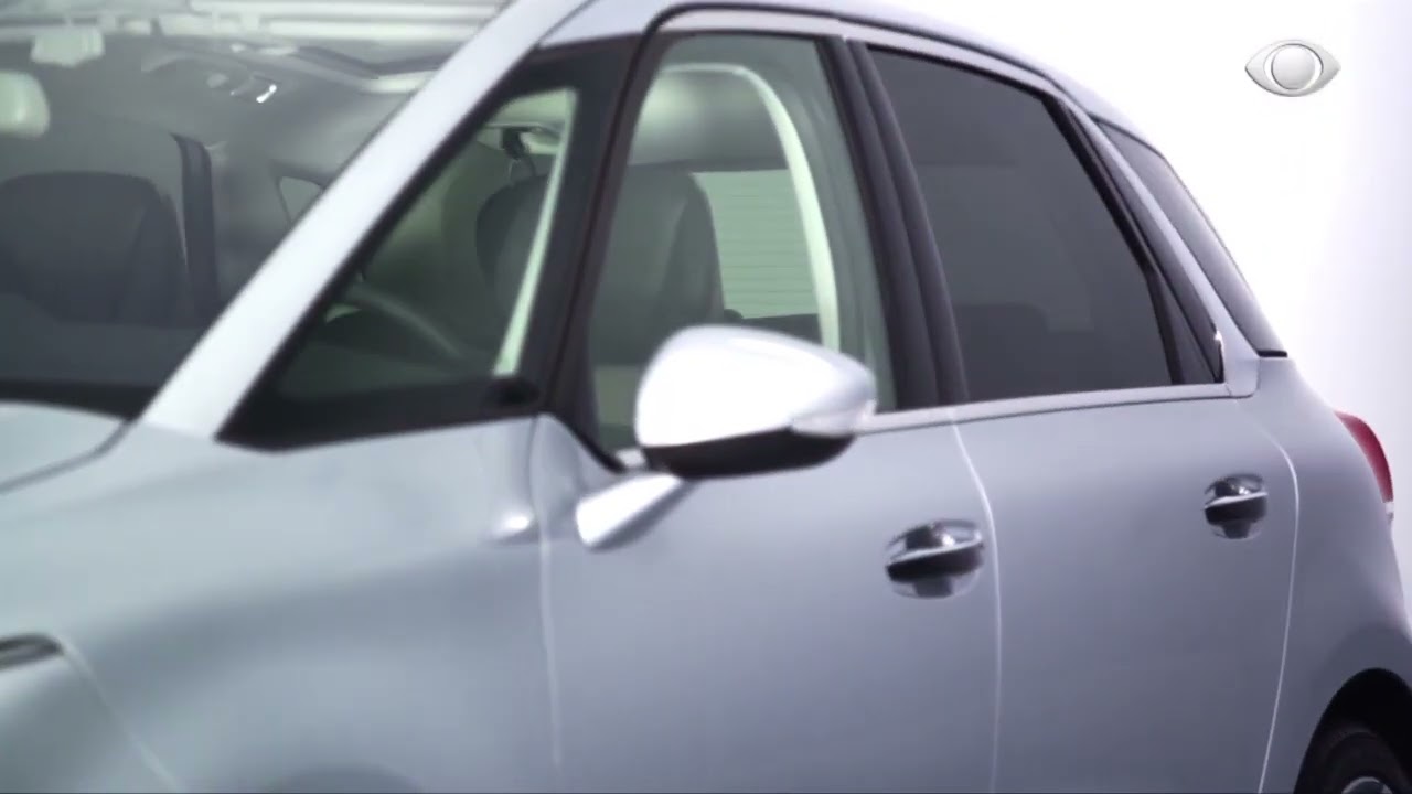 CITROËN XSARA PICASSO E CITROËN C5, COMPLETAM 25 ANOS