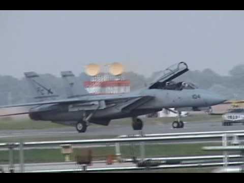 2005 NAS Oceana Airshow - F-14 Tomcat Demo (Saturday)