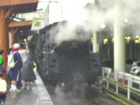 熊谷駅を離れるC58363　パレオエクスプレス