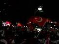 Türken in Berlin feiern am Kudamm