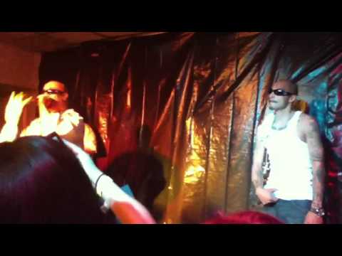Xx Miss April xx - mr. capone & mr criminal singin summer time anthem after they were makin everybody say hi power it was the second song i think enjoy Watch in HD.