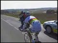 Mario Cipollini arrojando el botellin!