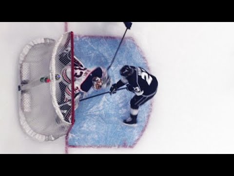 Video: Kings' tying goal ruled good then waved off after multiple reviews
