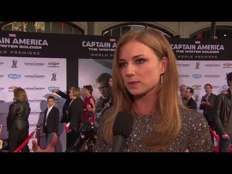 Emily VanCamp - Premiere Emily VanCamp (English)