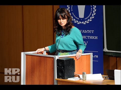 Тина Канделаки проверила москвичей на грамотность