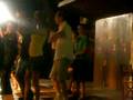 Bert en Paul op menorca dansen