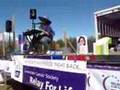 videos de Elton John singing Benny and Jets at Relay For Life