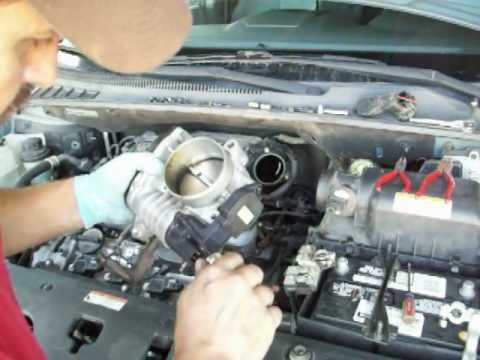 kia Sedona ESC-off & check engine light throttle body sensor change out. part one