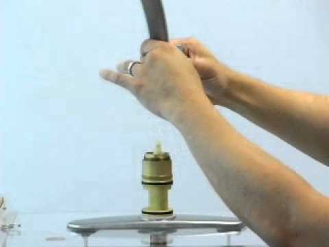 how to remove pfister faucet