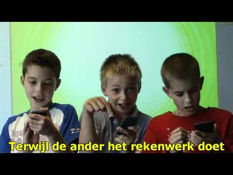 Groep 7/8 van Basisschool De Wegwijzer in Piershil wint het beste Kinderpostzegellied!