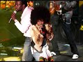 Wyclef Jean featuring Lauryn Hill - Sang Fézi - Track 13 on The Carnival (Released in 1997). No copyright infringement intended. Lyrics: [Chorus] Ki ayisien kap di'm map mache New-York san fezi (Which haitian says i walk in New-York without a gun) Mwen di ou messie nou menti (I tell you man y'all lying) Le bum yo ginbe ou yo devore ou se le ou mouri police vini (When the bum catches you they eat you up it's when you die the police comes) Mwen di ou messie nou menti (I tell you man y'all lying ...
