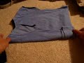 fold a shirt
