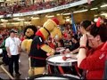 Les mascottes lors de la finale de la H-Cup