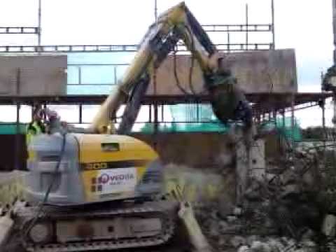 Brokk 400D, Nedbrydningsrobot