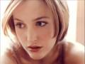 Hal Feat GILLIAN ANDERSON / 04 Extremis [Quattara Remix]