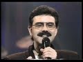 uno de los temas mas representativos de mocedades. pertenece al disco sobreviviremos.