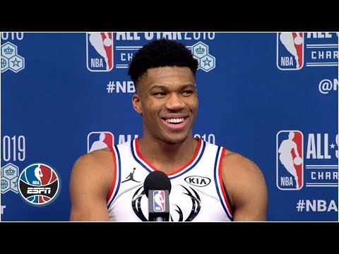 Video: Giannis Antetokounmpo didn't think Steph Curry's pass was to him | NBA All-Star 2019