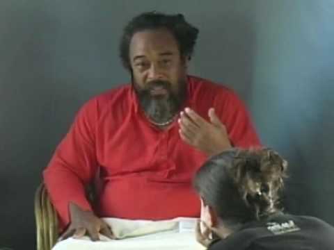 Mooji Video: Fear of “Being Alone with No Story” Part 1