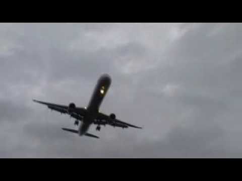 how to hitchhike a plane