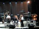 isola song apertura concerto di spagna