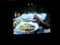 videos de Como comen los hombres de paco?