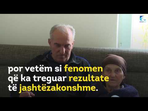 Plaka që ndihmon gratë të mbesin shtatzënë (Video) Plaka që ndihmon gratë të mbesin shtatzënë (Video)