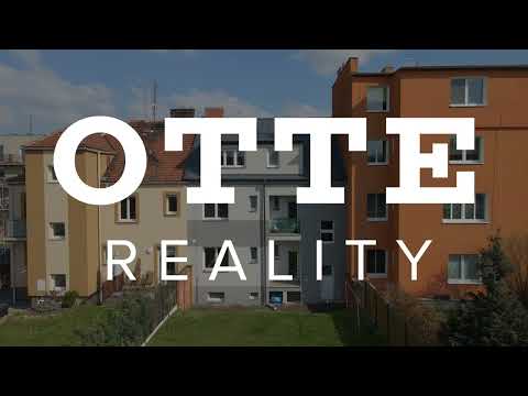 Video Řadový rodinný dům se třemi byty a zahradou v ulici Ruská v Plzni na Slovanech