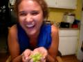 videos de Ashley + Camille + Grapes = ?