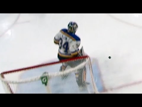 Video: Post saves Allen from a wacky bounce