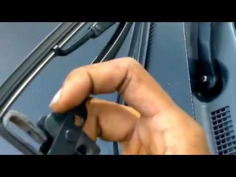 Acura RSX Type S Wiper Blade Replacement