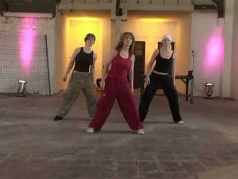 fitness training - Das coole Fitness Training für zu Hause. Dieses und weitere Videos gibt es unter www.purplestore.de! Viel Spass...