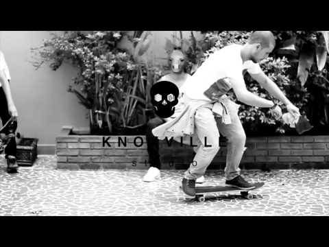 knoville - Teaser do vídeo institucional para o Knoxville Studio Direção e direção de arte: Caio Costa e Diego Moraes Fotografia: Caio Costa Edição: Diego Moraes Produç...