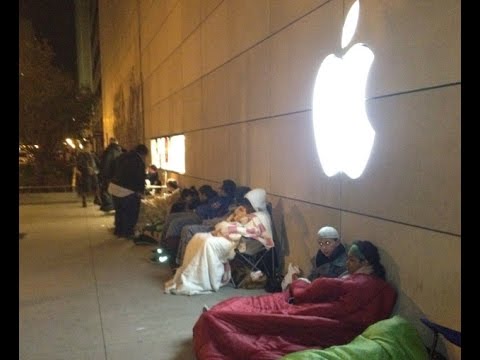 APPLE iPHONE 6 and iPHONE 6 PLUS LAUNCH DAY: How Apple Generates Hype