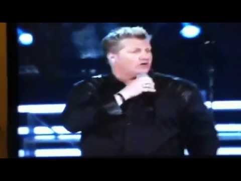 ACM Awards: Rascal Flatts lip synch...