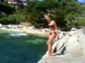 Rotsspringen in Spanje bij Cala del Pi Rotsspringen in Spanje bij Cala del Pi