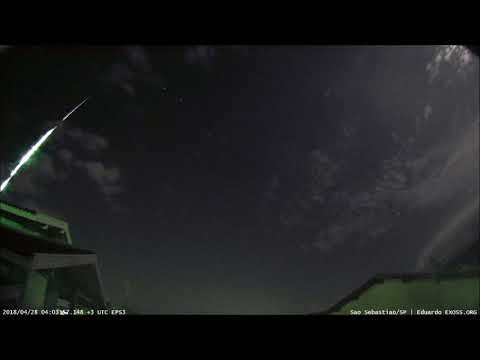 Bolide over São Paulo State 28/04/2018 uploaded by Eduardo P.  Santiago