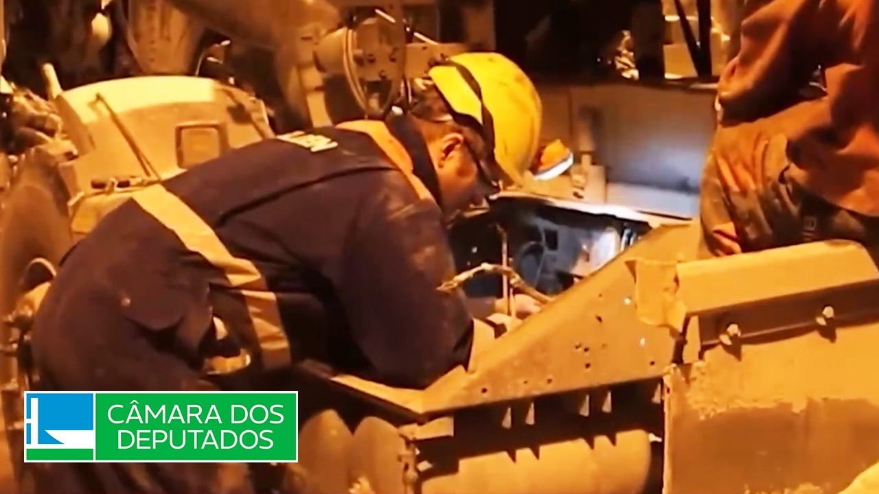 Plenário da Câmara aprova propostas sobre minerais raros, segurança pública e CNH - 07/05/26