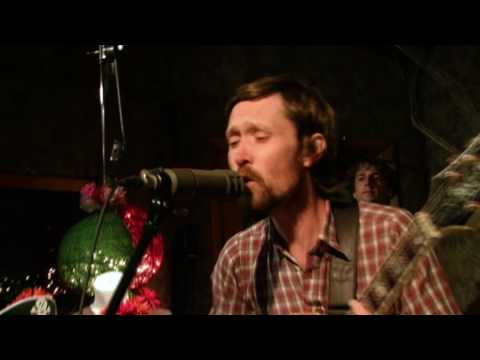 features - from the Lake Fever Sessions www.lakefeversessions.com www.tugboatproductions.com.