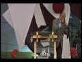 Gravado na Assembléia de Deus Família debaixo da Graça - Pastor Josué Gonçalves - Bragança Paulista - SP Sobre o pastor Abner Bertoldo: Abner Bertoldo é casado com Jacira desde 1978; pai de Luiz fernando, que é casado com Rachel; e também de Ana Clara, ainda solteira. É pastor, engenheiro e empresário, e desenvolve seu ministério na Igreja Evangélica do Calvário com Pastor de Família. Lá coordena Congressos de Família, Encontros de Casais, o curso Casados para Sempre, e também vários Seminários voltados para a área de família. Seu ministério está voltado para os relacionamentos familiares, com três focos principais: o relacionamento do casal, o relacionamento entre pais e filhos eo relacionamento da família com o dinheiro. Tem ministrado palestras em Encontros de casais com Cristo, Jantares e Reuniões de casais e Cultos para a Família, em várias denominações evangélicas desde 2004. Suas ministrações têm abençoado muitas pessoas através de um enfoque claro e objetivo dos assuntos tratados, um forte compromisso com a palavra de Deus, e uma impressionante identificação com a realidade vivida por muitas famílias, na igreja dos nossos dias. Juntamente com sua esposa, trabalha com o Pr. Josué Gonçalves, na equipe de conselheiros do ministério 