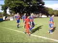 Jogadores entram em campo
