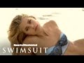 SI Swimsuit: Tori Praver Body Painting