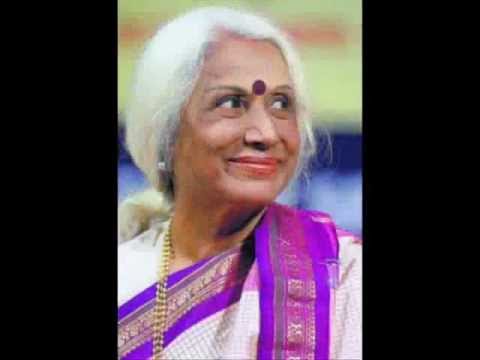 Thumari - Dr. Prabha Atre is indeed a grand dame of Hindustani Music... here she had rendered beautiful khamaj thumari Balam Chedo Mat ja.. its a live concert recordin...