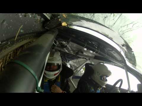 VIDEO: Espectacular accidente en un rally
