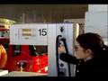 Autogas tanken - Demonstration eines Betankungsvorgangs